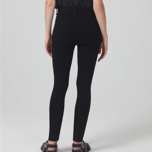 Citizens of Humanity Chrissy High Rise Skinny
In Plush Black - Picture 2 of 6